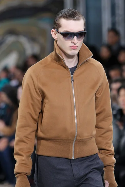 Look 59